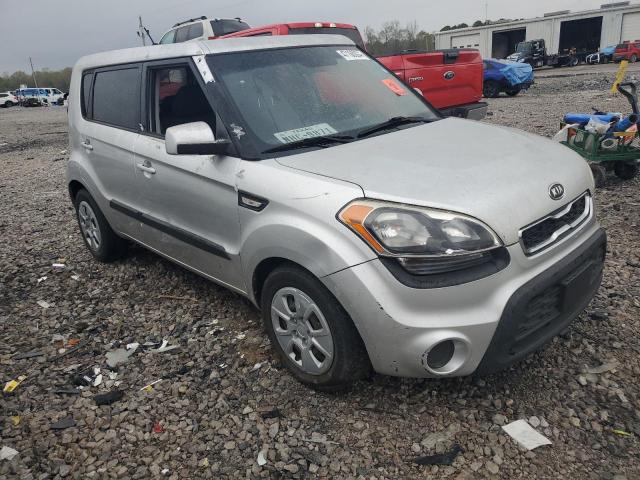 KNDJT2A51C7463469 - 2012 KIA SOUL SILVER photo 4