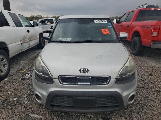 KNDJT2A51C7463469 - 2012 KIA SOUL SILVER photo 5