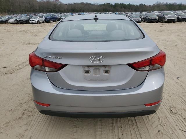 5NPDH4AE7GH711770 - 2016 HYUNDAI ELANTRA SE SILVER photo 6