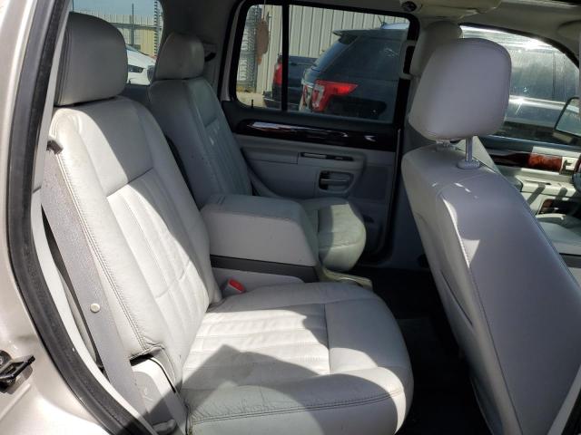 5LMEU88HX4ZJ16125 - 2004 LINCOLN AVIATOR ვერცხლისფერი ფოტო 11