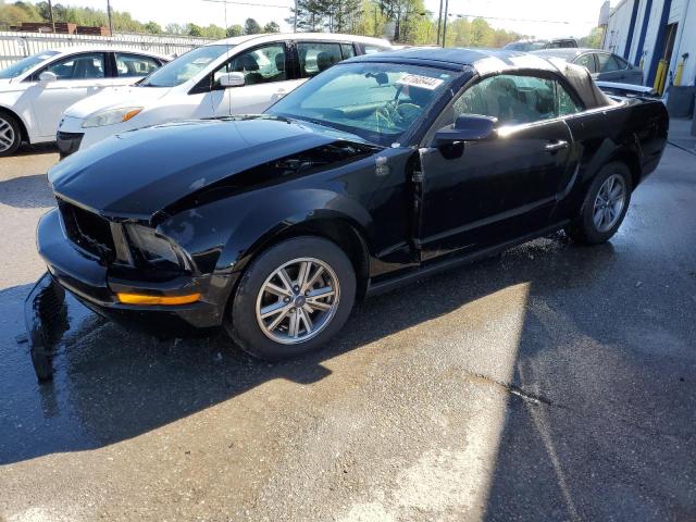 1ZVFT84N955252522 - 2005 FORD MUSTANG BLACK photo 1