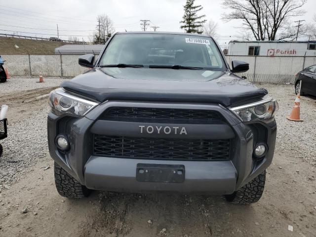 JTEBU5JR2G5349659 - 2016 TOYOTA 4RUNNER SR5/SR5 PREMIUM GRAY photo 5