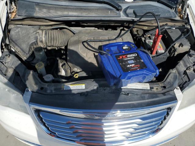 2A4RR8DG2BR785112 - 2011 CHRYSLER TOWN & COU TOURING L WHITE photo 11