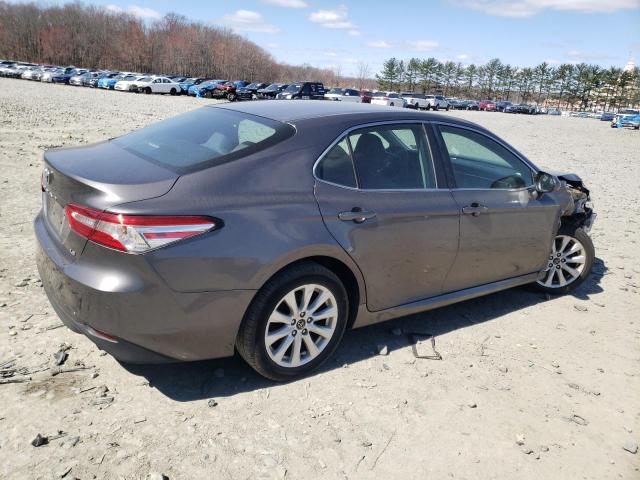 4T1B11HK4JU598004 - 2018 TOYOTA CAMRY L GRAY photo 3