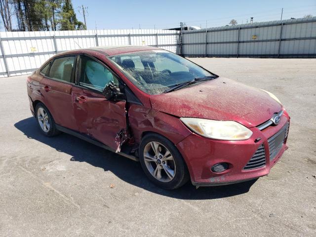 1FADP3F27EL227219 - 2014 FORD FOCUS SE BURGUNDY photo 4