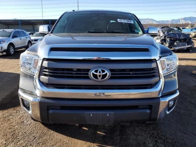 5TFHW5F12FX416131 - 2015 TOYOTA TUNDRA CREWMAX LIMITED GRAY photo 5