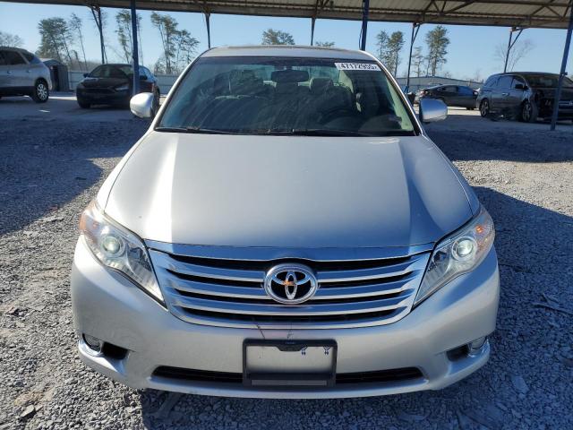 4T1BK3DB7CU452892 - 2012 TOYOTA AVALON BASE 银色 照片 5