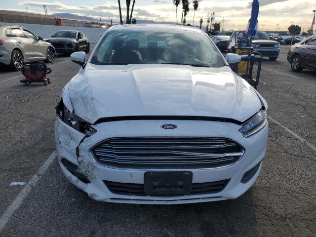 3FA6P0G77GR315953 - 2016 FORD FUSION S WHITE photo 5