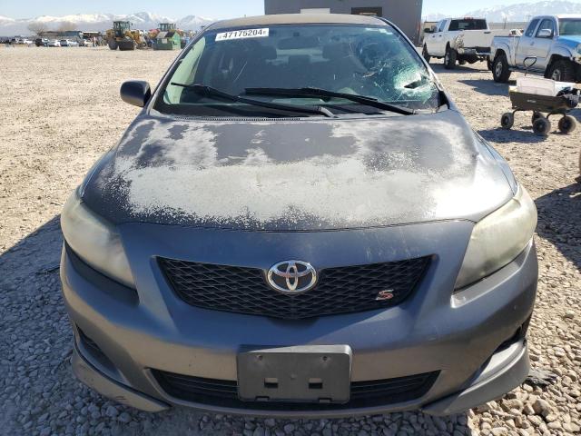 1NXBU4EE5AZ181725 - 2010 TOYOTA COROLLA BASE GRAY photo 5