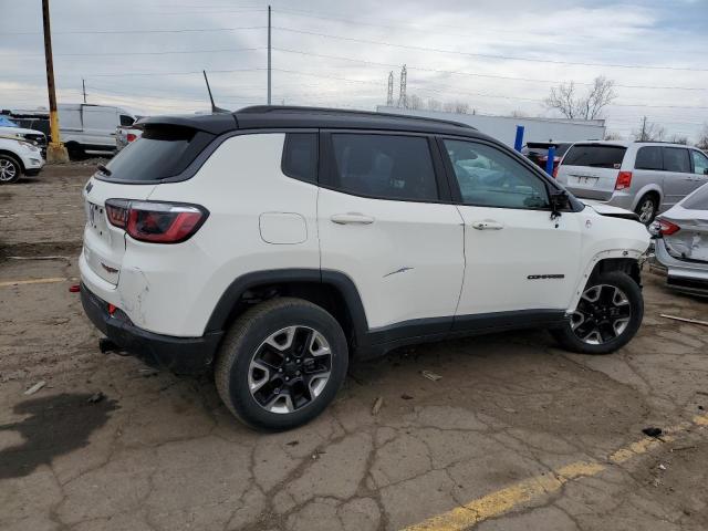 3C4NJDDB5JT168999 - 2018 JEEP COMPASS TRAILHAWK WHITE photo 3