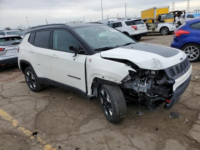 3C4NJDDB5JT168999 - 2018 JEEP COMPASS TRAILHAWK WHITE photo 4