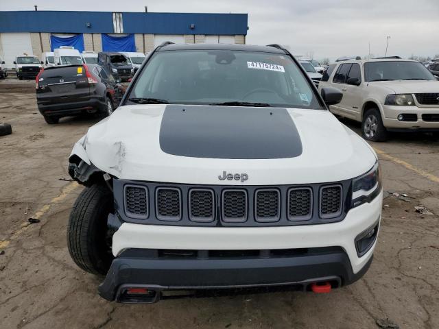 3C4NJDDB5JT168999 - 2018 JEEP COMPASS TRAILHAWK WHITE photo 5