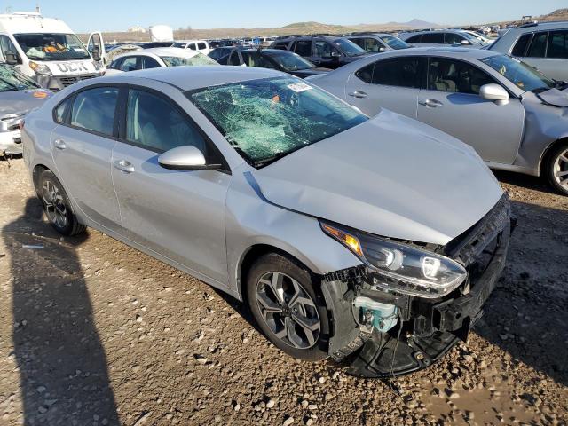 3KPF24AD7KE012699 - 2019 KIA FORTE FE SILVER photo 4