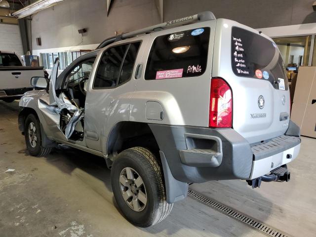 5N1AN0NWXBC517726 - 2011 NISSAN XTERRA OFF ROAD SILVER photo 2