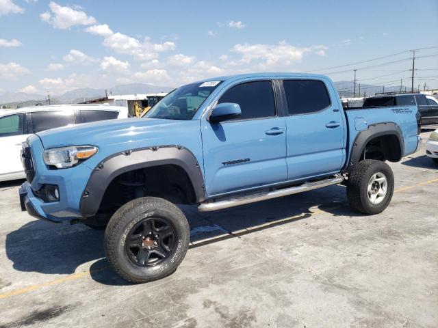 5TFAX5GN2KX135246 - 2019 TOYOTA TACOMA DOUBLE CAB BLUE photo 1