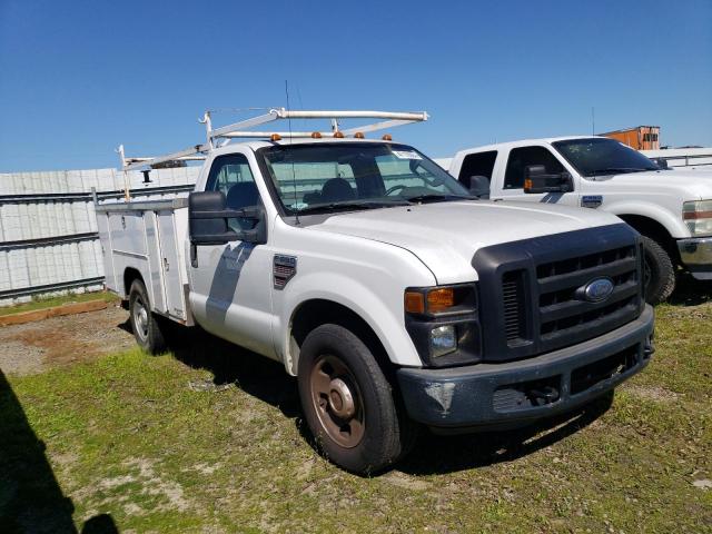 1FDSF34RX8EC93787 - 2008 FORD F350 SRW SUPER DUTY WHITE photo 4