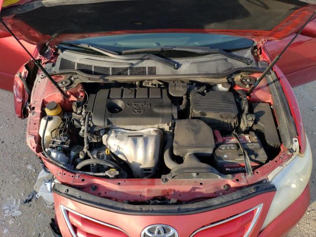 4T1BF3EK9BU175096 - 2011 TOYOTA CAMRY BASE RED photo 11