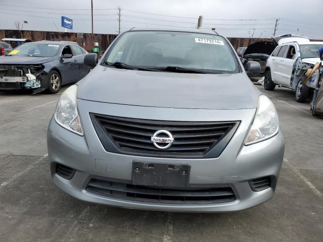 3N1CN7AP2EL816756 - 2014 NISSAN VERSA S GRAY photo 5