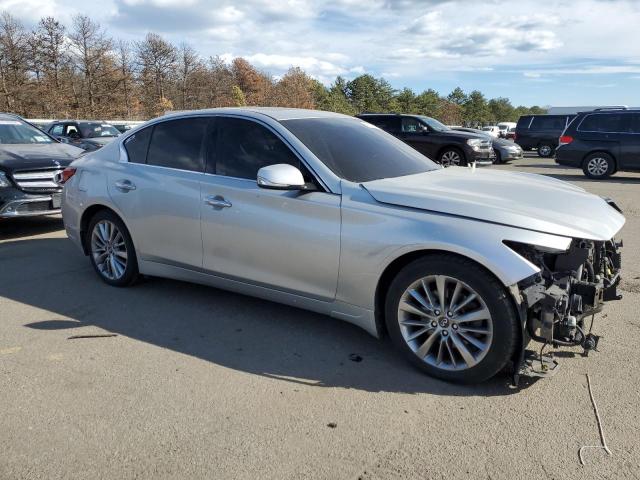 JN1EV7AR0JM439712 - 2018 INFINITI Q50 LUXE SILVER photo 4