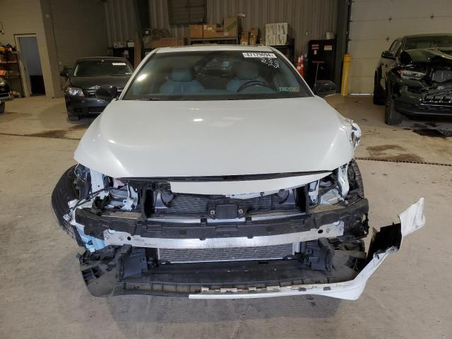 4T1BZ1FB0KU005607 - 2019 TOYOTA AVALON XLE WHITE photo 5