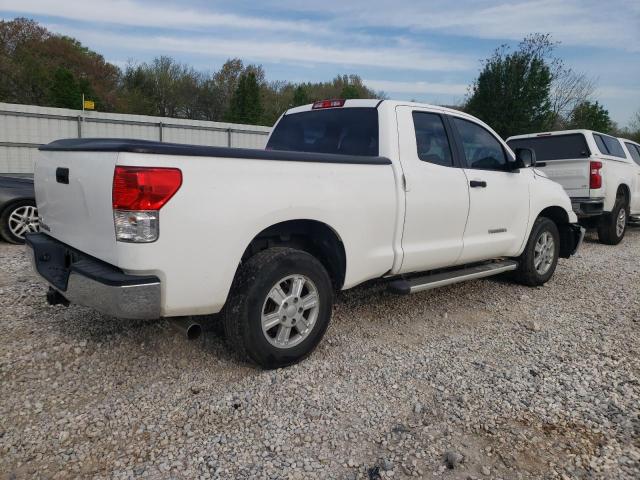 5TFRM5F13BX033223 - 2011 TOYOTA TUNDRA DOUBLE CAB SR5 WHITE photo 3