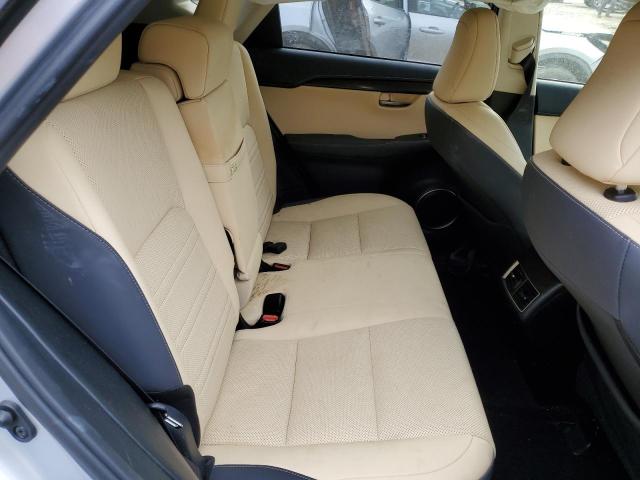 JTJYARBZ4K2144557 - 2019 LEXUS NX 300 BASE 银色 照片 10