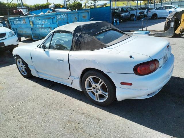 JM1NB353850410797 - 2005 MAZDA MX-5 MIATA BASE WHITE photo 2