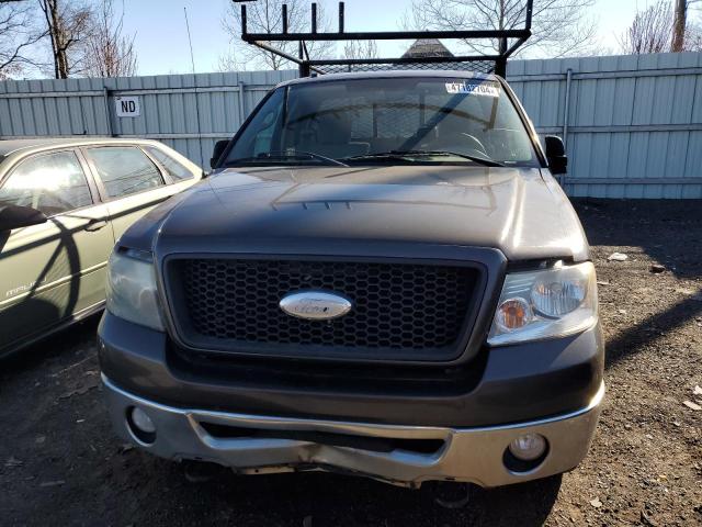 1FTRF14526NB07046 - 2006 FORD F150 GRAY photo 5