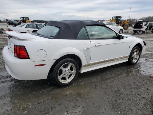 1FAFP44482F109693 - 2002 FORD MUSTANG WHITE photo 3