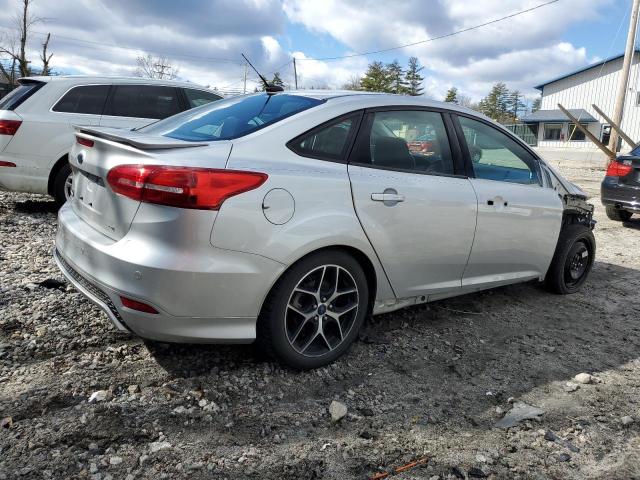 1FADP3F21FL297512 - 2015 FORD FOCUS SE SILVER photo 3