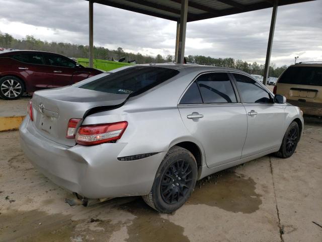 4T1BF3EK8BU693846 - 2011 TOYOTA CAMRY BASE SILVER photo 3