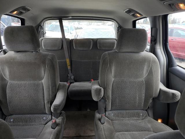 5TDZA23C85S327417 - 2005 TOYOTA SIENNA CE SILVER photo 10