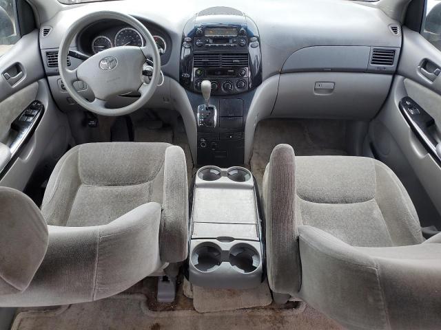 5TDZA23C85S327417 - 2005 TOYOTA SIENNA CE SILVER photo 8