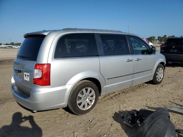 2A4RR8DG6BR783623 - 2011 CHRYSLER TOWN & COU TOURING L SILVER photo 3