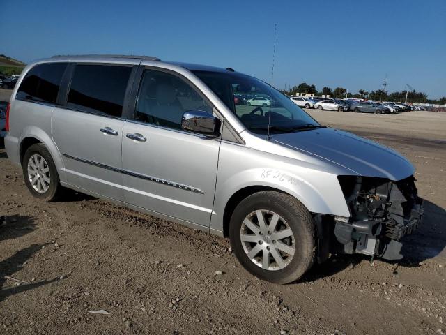 2A4RR8DG6BR783623 - 2011 CHRYSLER TOWN & COU TOURING L SILVER photo 4
