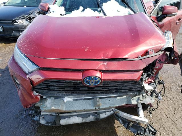 4T3R6RFV9MU022710 - 2021 TOYOTA RAV4 XLE BURGUNDY photo 11