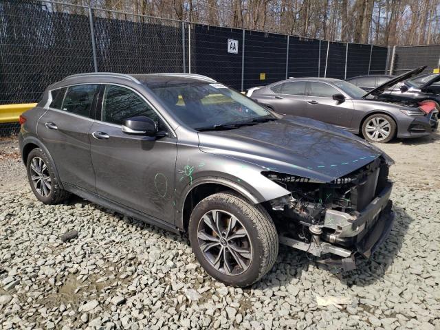 SJKCH5CR1HA036800 - 2017 INFINITI QX30 BASE GRAY photo 4