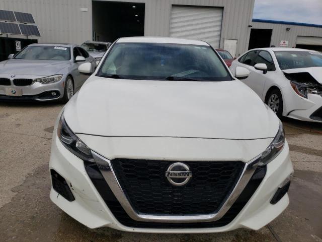 1N4BL4BV2LC224279 - 2020 NISSAN ALTIMA S WHITE photo 5