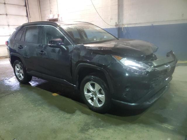 2T3P1RFV0MC165312 - 2021 TOYOTA RAV4 XLE BLACK photo 4