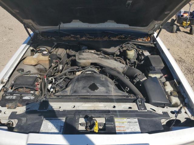 1LNLM81WXRY773250 - 1994 LINCOLN TOWN CAR EXECUTIVE WHITE photo 11