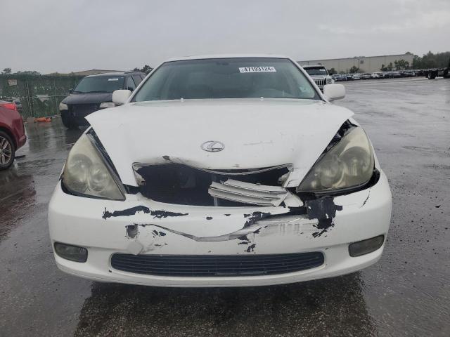 JTHBA30GX40019597 - 2004 LEXUS ES 330 WHITE photo 5