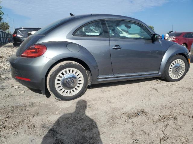 3VWJP7AT8DM661325 - 2013 VOLKSWAGEN BEETLE GRAY photo 3