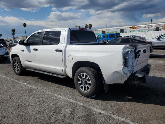 5TFEY5F12MX288774 - 2021 TOYOTA TUNDRA CREWMAX SR5 WHITE photo 2