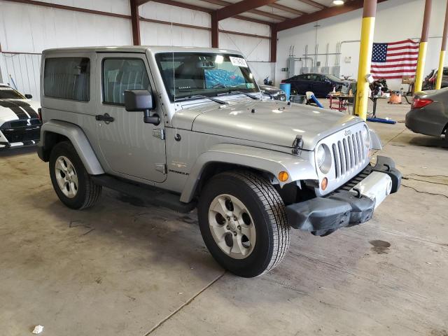 1C4AJWBG4DL639226 - 2013 JEEP WRANGLER SAHARA SILVER photo 4