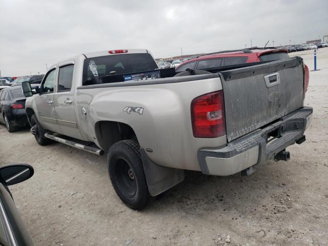 1GTJK836X9F139124 - 2009 GMC SIERRA K3500 SLE SILVER photo 2