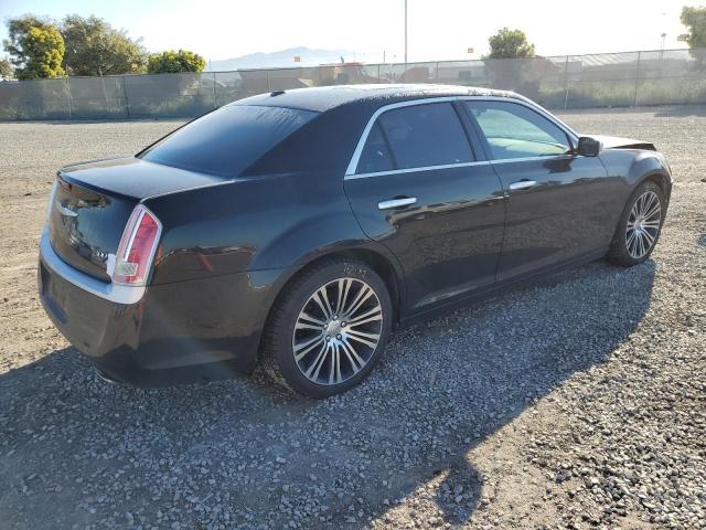 2C3CCADT8DH635293 - 2013 CHRYSLER 300C VARVATOS BLACK photo 3