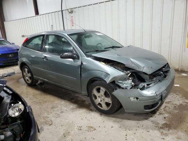 3FAFP31N35R148304 - 2005 FORD FOCUS ZX3 TEAL photo 4