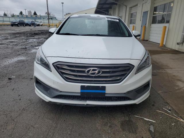 5NPE34AF1HH447135 - 2017 HYUNDAI SONATA SPORT WHITE photo 5