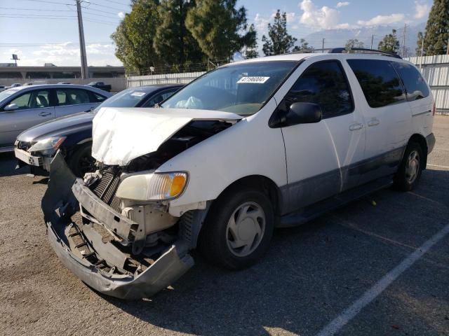 4T3ZF13C32U436907 - 2002 TOYOTA SIENNA LE WHITE photo 1