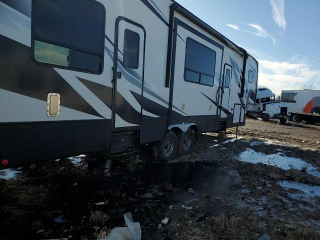 4YDF35525LZ990732 - 2020 KEYSTONE TRAILER TWO TONE photo 4